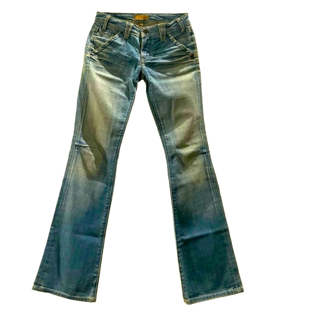 Yanuk Designer wide leg jeans slight boot cut. Extra long inseam 33